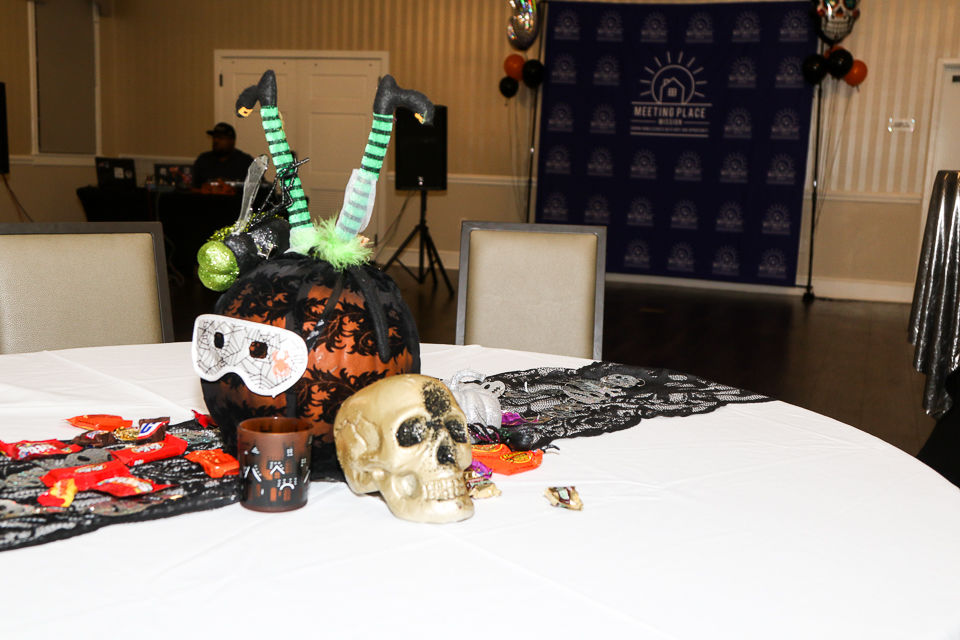 Meeting Place Mission Halloween Party_Morganton Community House 2019-9073.JPG